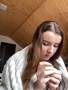 mewKate online show from 02.16.25