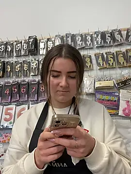 mewKate online show from 05.01.26