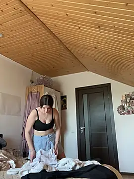 mewKate online show from 05.06.26