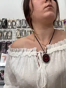 mewKate online show from 05.07.26