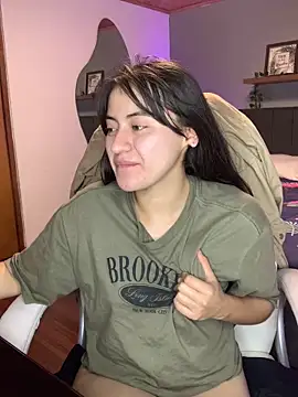 Camila pinkk online show from 02.28.25