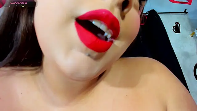 NAHIARA LEE online show from 02.21.26