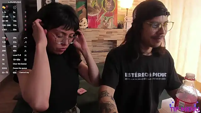 Snapshot of shamelesss_ chatting on 10.22.25 shamelesss online show from 10.22.25