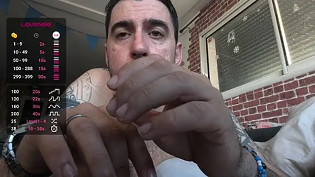 Snapshot of thefrenchkiss25 chatting on 04.07.26 thefrenchkiss25 online show from 04.07.26