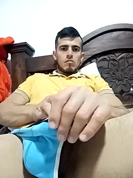 Snapshot of mmarvis_za78_93_21cm chatting on 11.22.25 mmarvis za78 93 21cm online show from 11.22.25