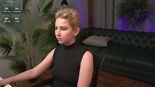 Snapshot of Aurora_First chatting on 01.14.25 Aurora First online show from 01.14.25