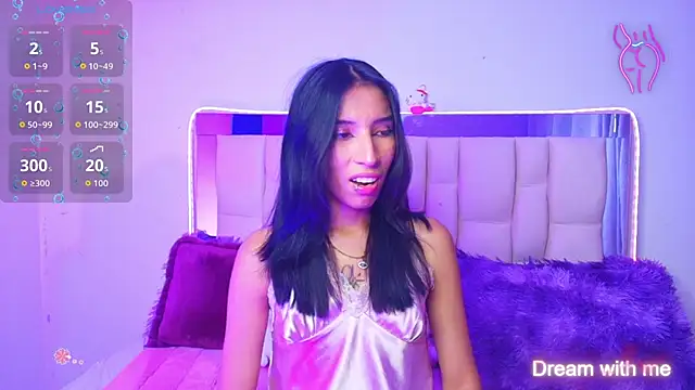 Snapshot of Silver_Rosex chatting on 09.19.25 Silver Rosex online show from 09.19.25