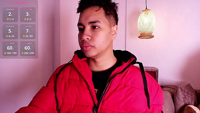 Snapshot of AlecLightwood_ chatting on 12.18.25 AlecLightwood online show from 12.18.25