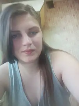 Lauren Amabel online show from 04.28.26