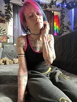 trashbrat online show from 05.04.26