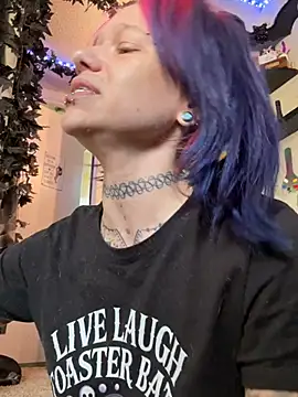 trashbrat online show from 05.12.26
