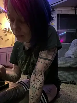 trashbrat online show from 05.13.26