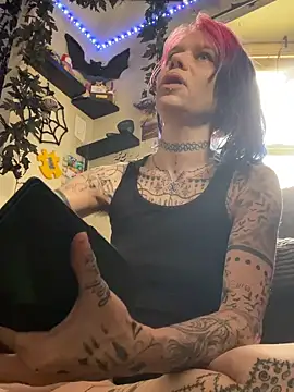 trashbrat online show from 05.19.26
