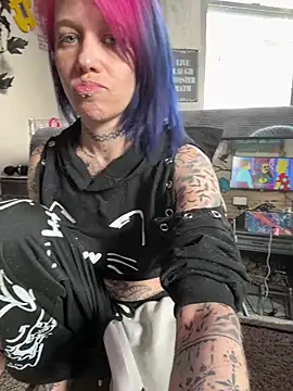 trashbrat online show from 06.06.26