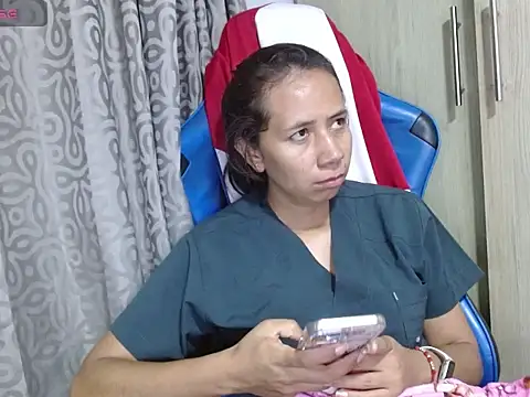 Danielagomez33 online show from 06.06.26
