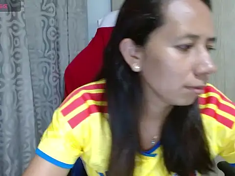 Danielagomez33 online show from 07.04.26