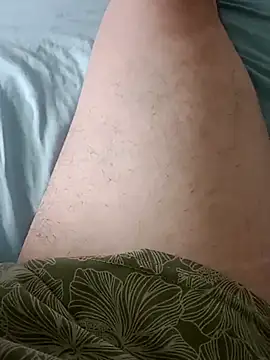 Snapshot of curtindo-muito82 chatting on 11.30.25 curtindo-muito82 online show from 11.30.25