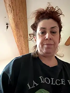 Snapshot of sweetinside_ chatting on 01.14.26 sweetinside online show from 01.14.26