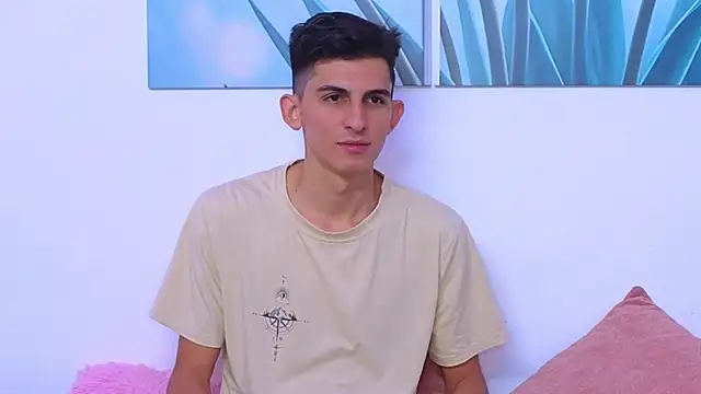 Ana and Leo online show from 12.05.25