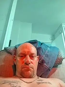 Snapshot of jayjay198080 chatting on 03.23.25 jayjay198080 online show from 03.23.25