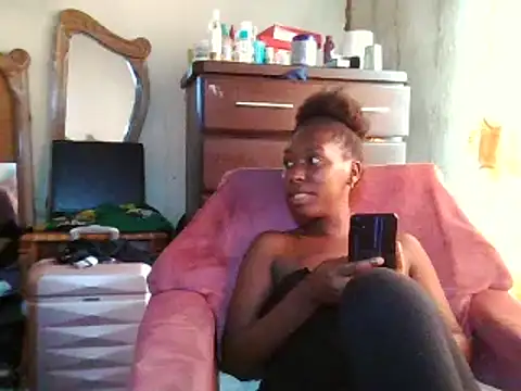 Snapshot of Hotdaily04 chatting on 03.11.25 Hotdaily04 online show from 03.11.25