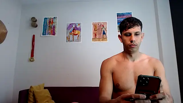 HOTLATINO2025 online show from 10.20.25