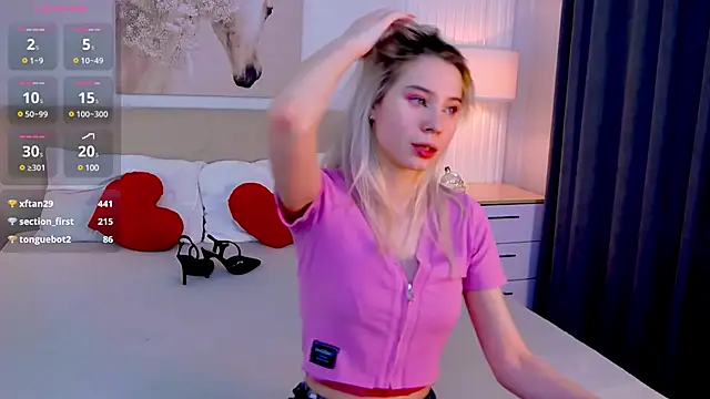 Snapshot of Emma_plux chatting on 03.03.25 Emma plux online show from 03.03.25