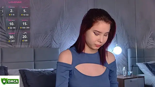 Snapshot of Emma_plux chatting on 10.13.25 Emma plux online show from 10.13.25