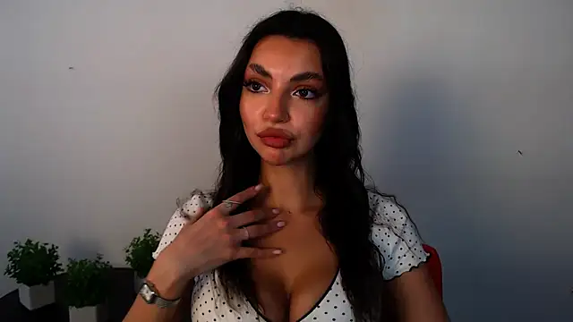Lexi Jous online show from 06.28.26