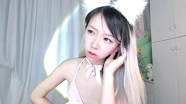 Snapshot of Ciri-CC chatting on 02.06.25 Ciri-CC online show from 02.06.25