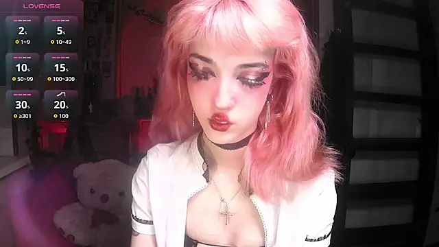 Ink  pleasure online show from 11.05.25