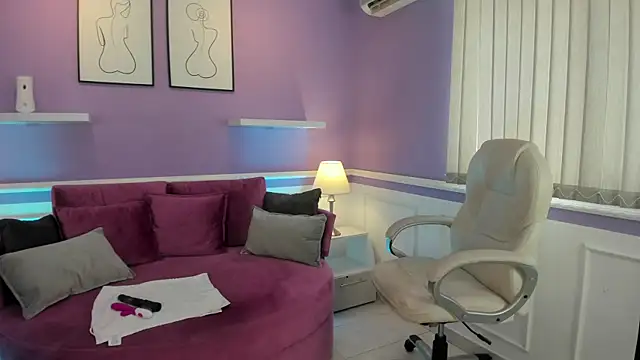 Snapshot of Emma_Walkerr_ chatting on 01.29.25 Emma Walkerr online show from 01.29.25