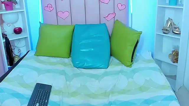 Corey Bless online show from 03.08.25