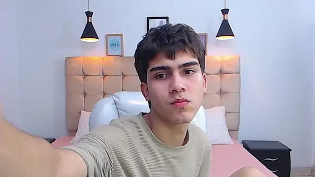 Tommy18   online show from 01.17.25