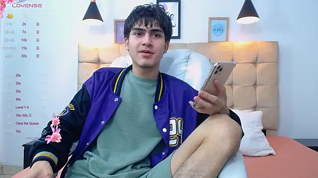 Tommy18   online show from 02.09.25