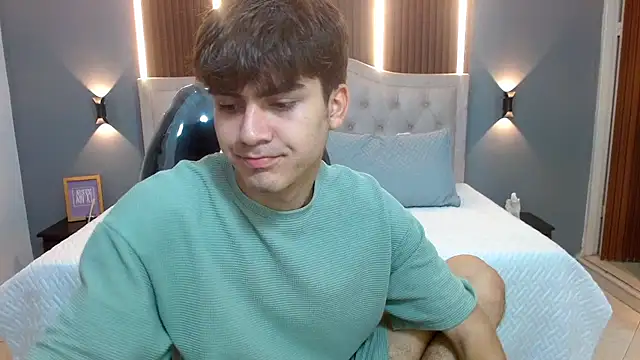 Tommy18   online show from 09.26.25