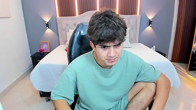 Tommy18   online show from 02.05.26