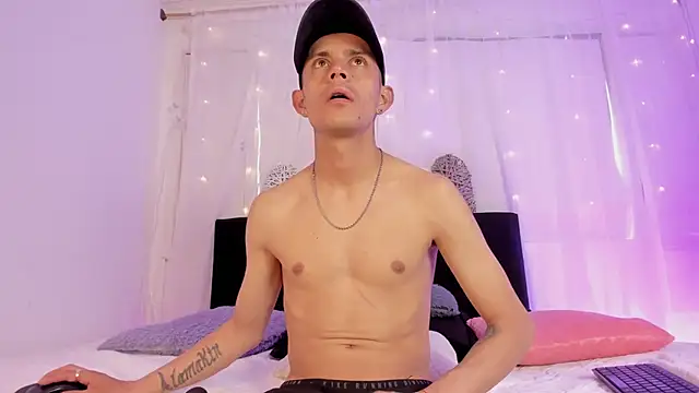 Bonny and carrot online show from 11.19.25