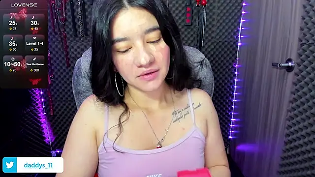 Snapshot of lilihot_ chatting on 02.26.25 lilihot online show from 02.26.25