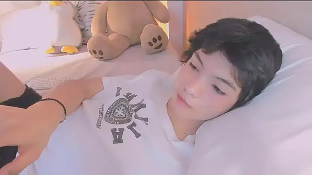 AllanYong18 online show from 02.22.26