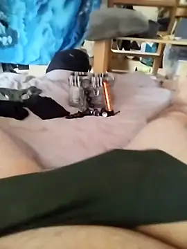 Snapshot of ludov17 chatting on 02.14.26 ludov17 online show from 02.14.26