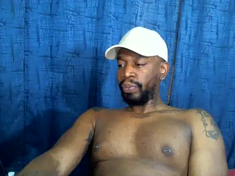 Snapshot of strong__anthony chatting on 01.14.25 strong anthony online show from 01.14.25