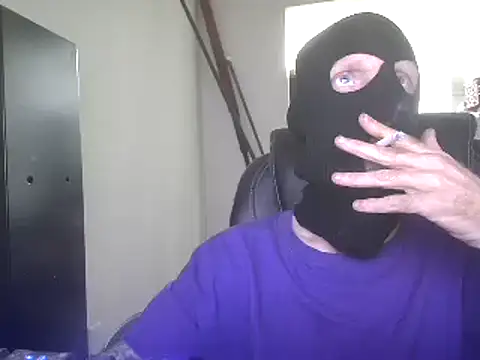 Snapshot of filthymind619 chatting on 01.12.25 filthymind619 online show from 01.12.25