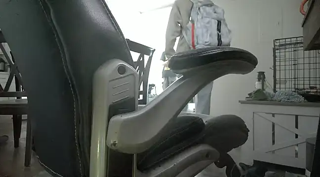 Snapshot of filthymind619 chatting on 01.15.25 filthymind619 online show from 01.15.25