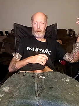 Snapshot of filthymind619 chatting on 10.30.25 filthymind619 online show from 10.30.25