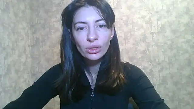 LissaBlossom online show from 01.17.25