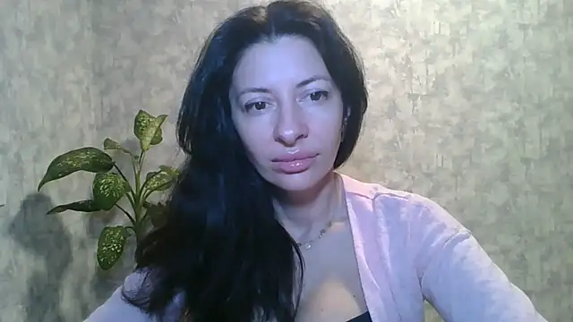 LissaBlossom online show from 09.19.25