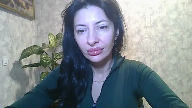 LissaBlossom online show from 10.15.25
