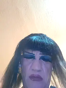 Snapshot of kendrabonita chatting on 11.08.25 kendrabonita online show from 11.08.25