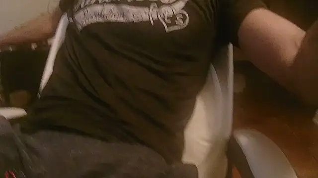 Snapshot of MrDaddyBbSnake chatting on 03.23.26 MrDaddyBbSnake online show from 03.23.26